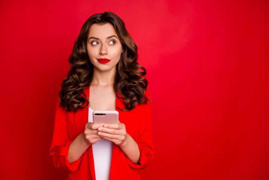 رسائل قصيرة للتهنئة بالعام الجديد 2026