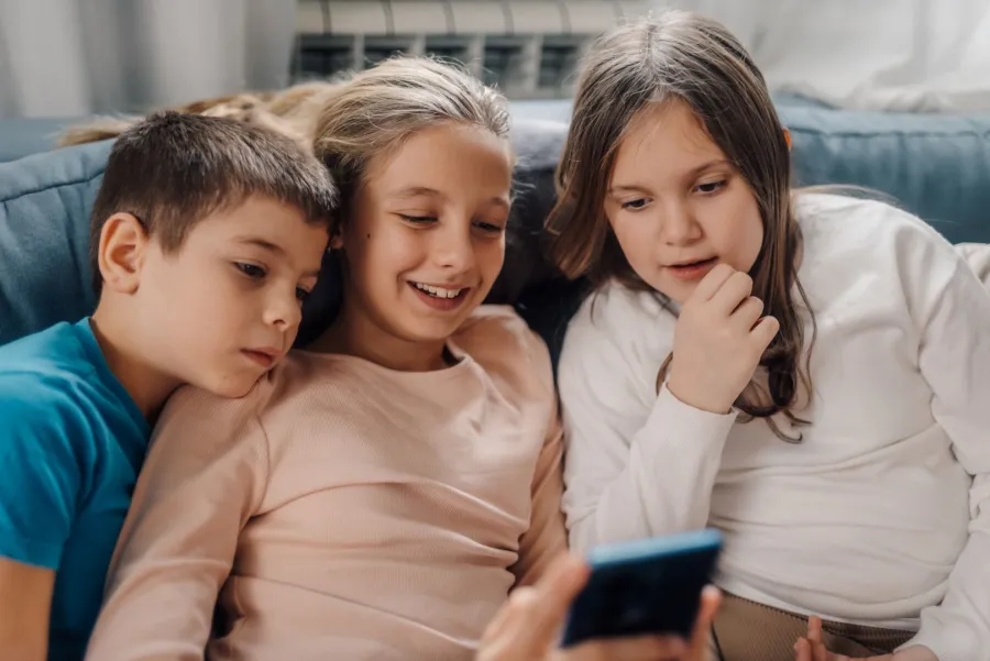 هل غيّرت فيديوهات الثواني طريقة تفكير المراهقين