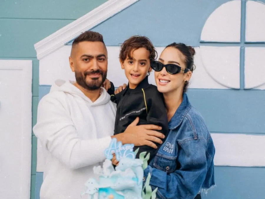 بسمة بوسل وتامر حسني وابنهما آدم - الصورة من حساب بسمة على إنستغرام