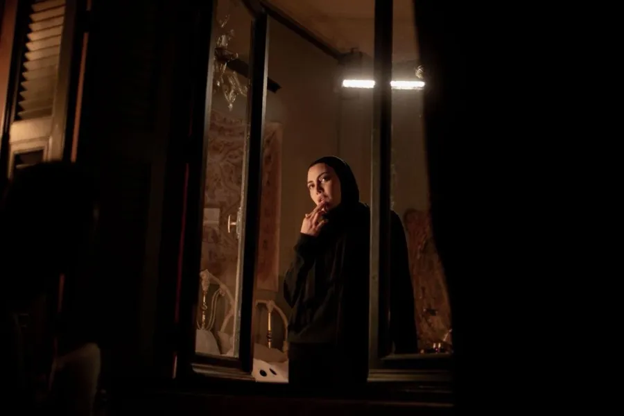 ريهام حجاج من كواليس مسلسلها توابع - الصورة من الشركة المنتجة