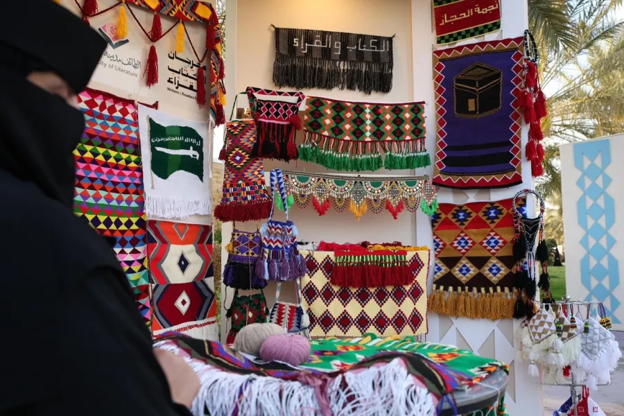 مهرجان الكتّاب والقرّاء بالطائف