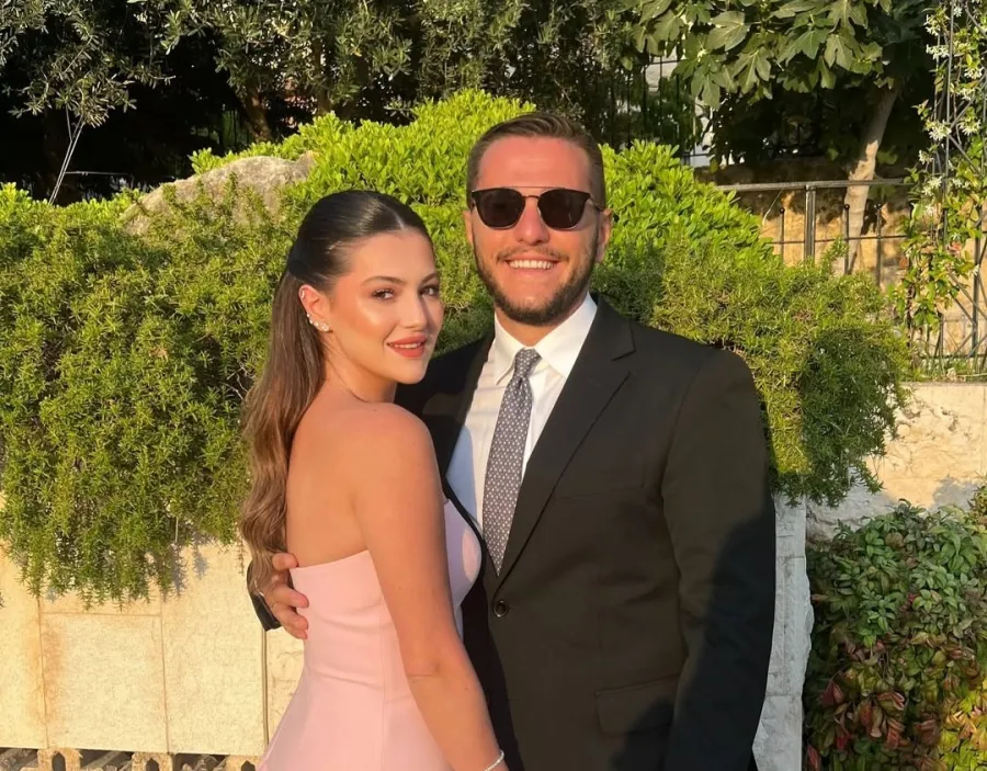 دانا الحلاني وخطيبها آلان سعد- الصورة من حسابها على إنستغرام