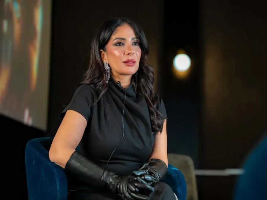 منى زكي -الصورة من صفحة شركة Film square على فيس بوك