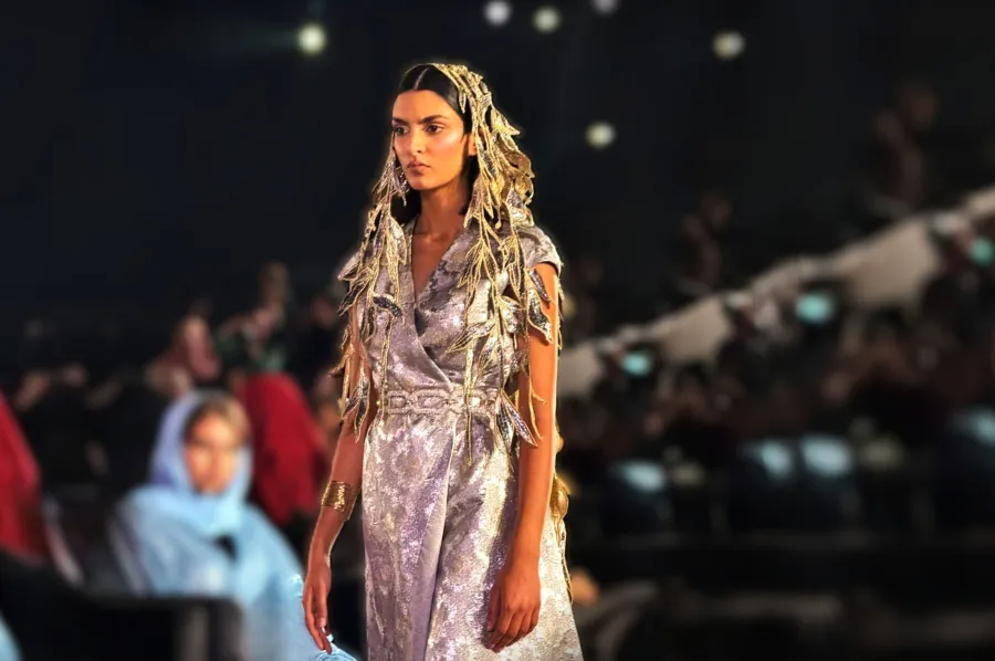 عرض سارة شرايبي  في أسبوع الموضة في مسقط، 