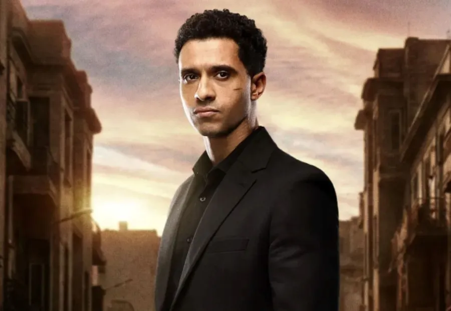 عصام عمر على الملصق الدعائي لبطل العالم- الصورة من المركز الإعلامي للمسلسل