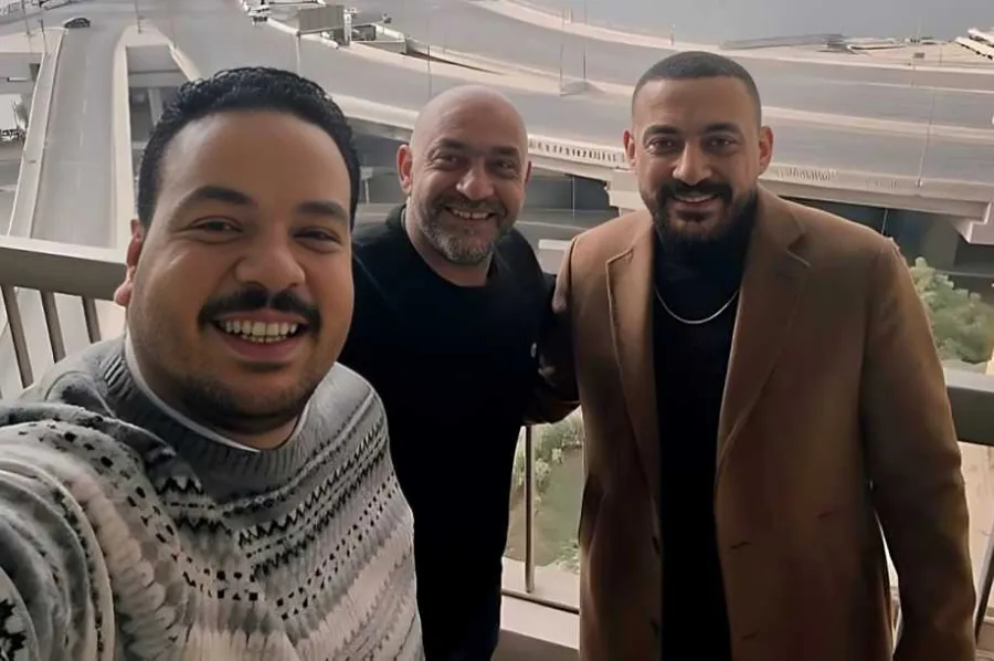 مصطفى غريب ودياب والمخرج إسلام خيري- الصورة من حساب المخرج إسلام خيري بإنستغرام