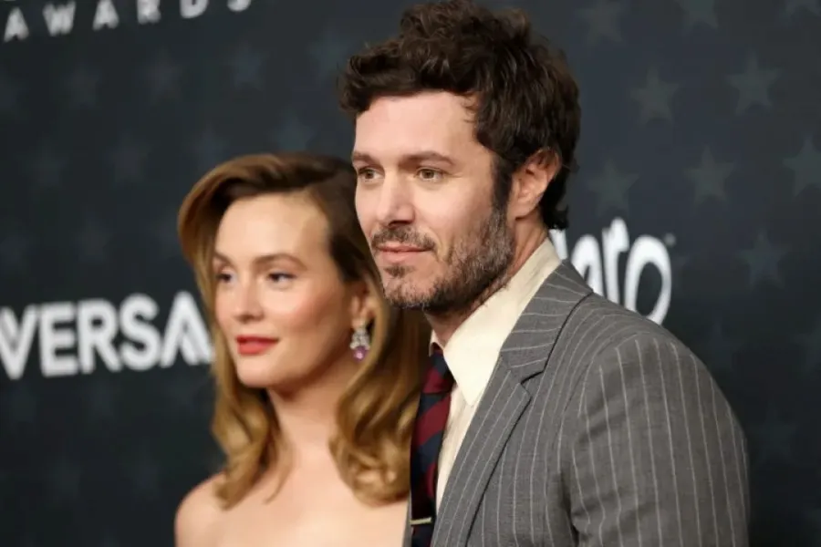 لايتون ميستر Leighton Meester وآدم برودي Adam Brody في حفل توزيع جوائز اختيار النقاد 2026. مصدر الصورة: Monica Schipper/Getty Images/AFP