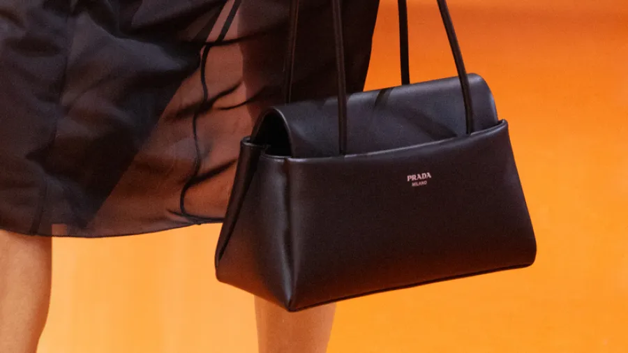 حقيبة Passage من برادا Prada - الصورة من العلامة