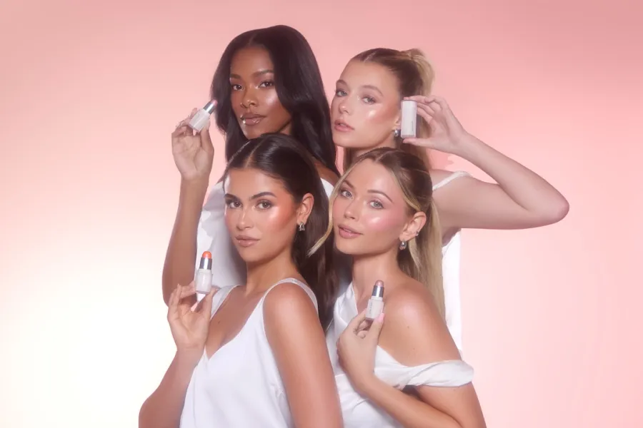 مكياج متكامل مع  SHEGLAM إشراقة ناعمة ولمسة احترافية