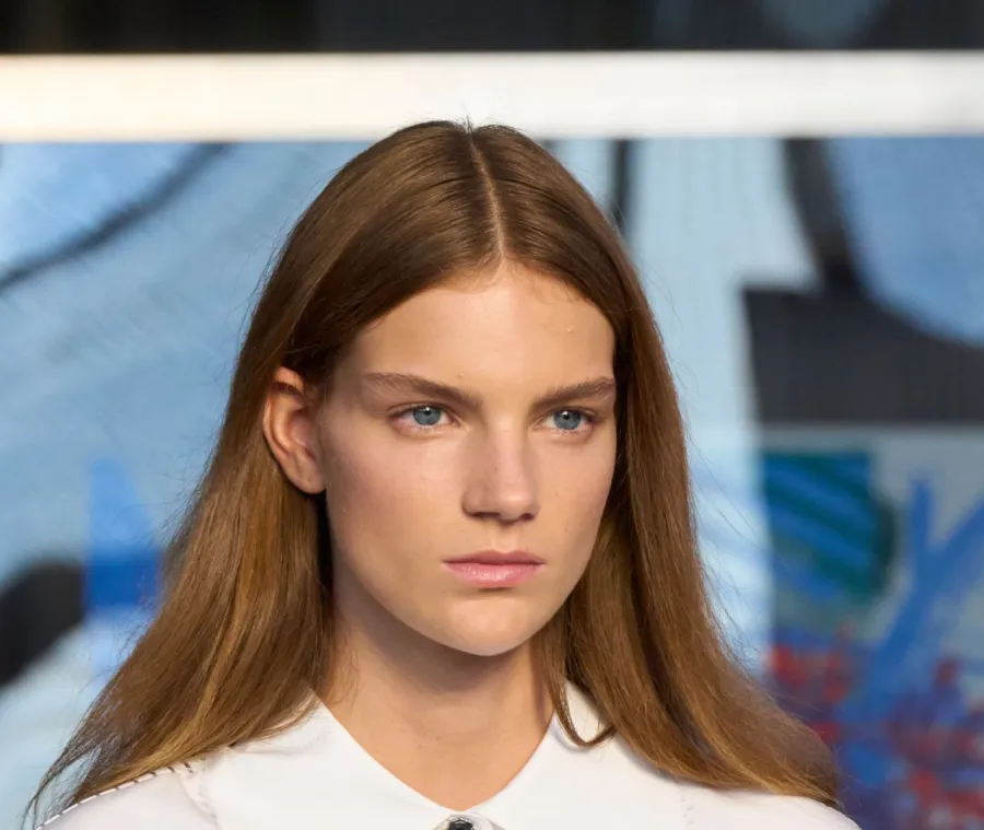 الفرق بين الزيوت الثقيلة والخفيفة للشعر