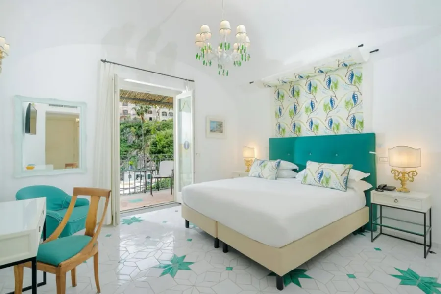 غرفة في فندق بالاتزو مورات (الصورة من صفحة palazzomuratpositano الرسمية على انستغرام)