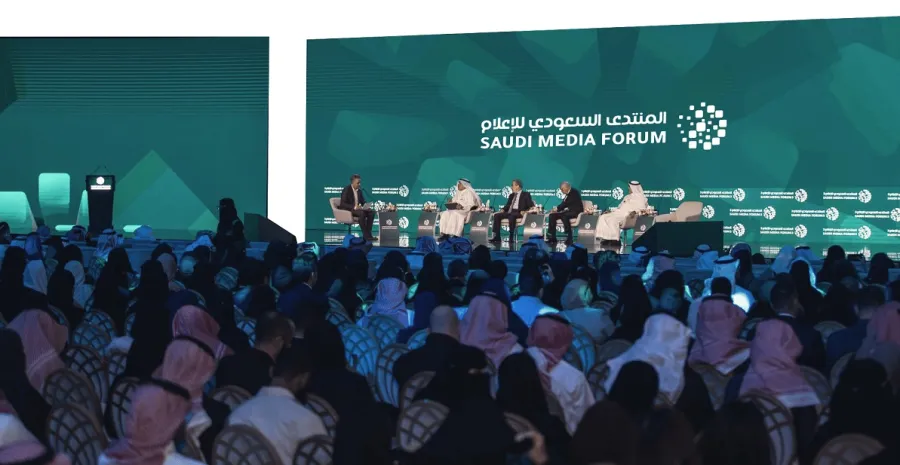 جلسة حوارية من فعاليات المنتدى السعودي للإعلام 2025 - صورة أرشيفية من الموقع الرسمي للمنتدى السعودي للإعلام