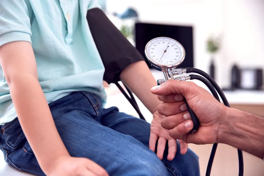 صورة قياس ضغط الدم