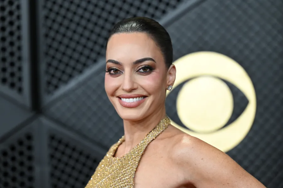 كارن وازن من حفل جوائز غرامي 2026 - مصدر الصورة: Gilbert Flores/Billboard via Getty Images