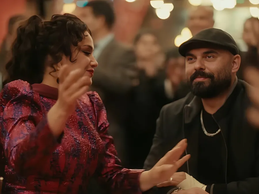 أحمد صلاح حسني وهند صبري