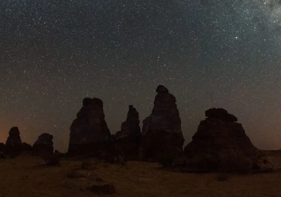 سماء العلا- الصورة من حساب الهيئة الملكية لمحافظة العُلا على "إكس"