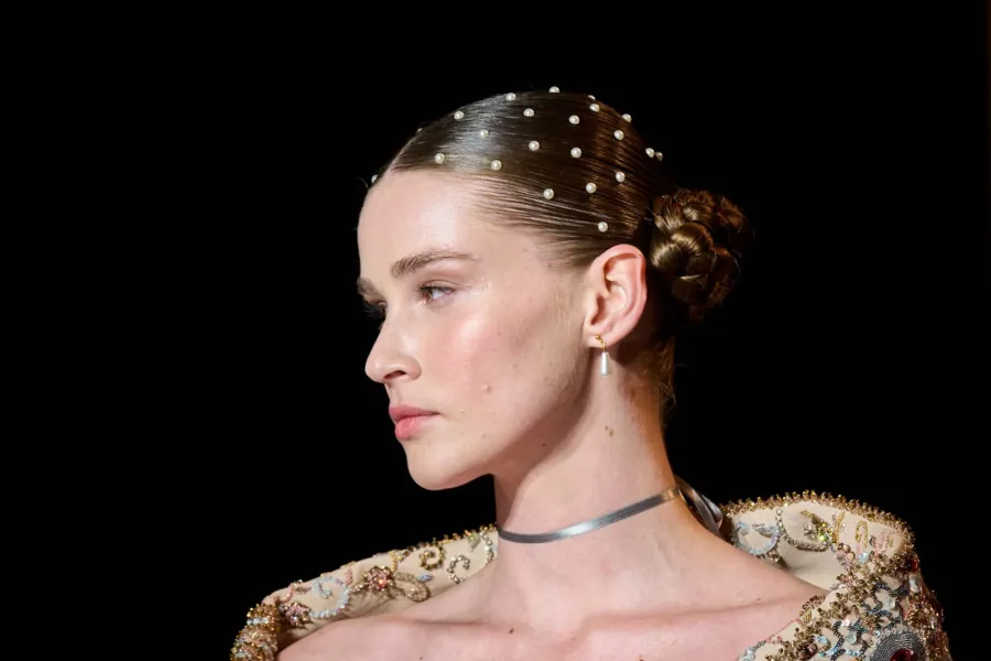  أحدث تسريحات شعر  ليوم الحب من أسبوع الموضة بباريس 2026