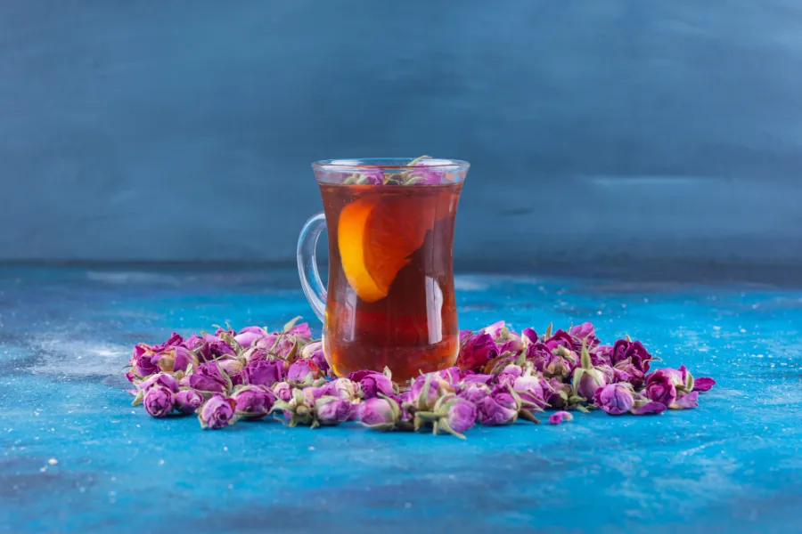 منقوع الورد الطائفي غني بمضادات الأكسدة - المصدر freepik