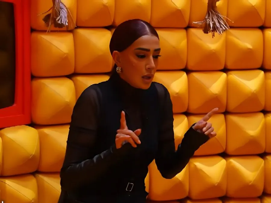 غادة عبد الرازق من برنامج رامز ليفل الوحش- الصورة من شاشة عرض البرنامج