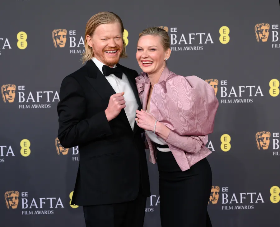  Jesse Plemons and Kirsten Dunst جيسي بليمونز وكريستين دانست من حفل توزيع جوائز بافتا 2026 - مصدر الصورة: Karwai Tang/WireImage
