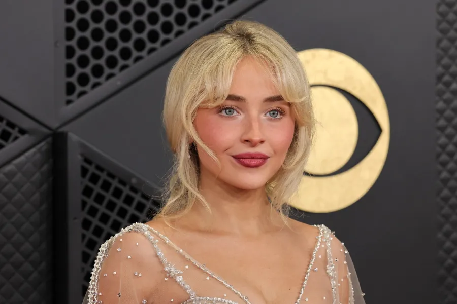 سابرينا كاربنتر Sabrina Carpenter  في حفل جوائز غرامي 2026 ( مصدر الصورة:   Brianna Bryson/WireImage))