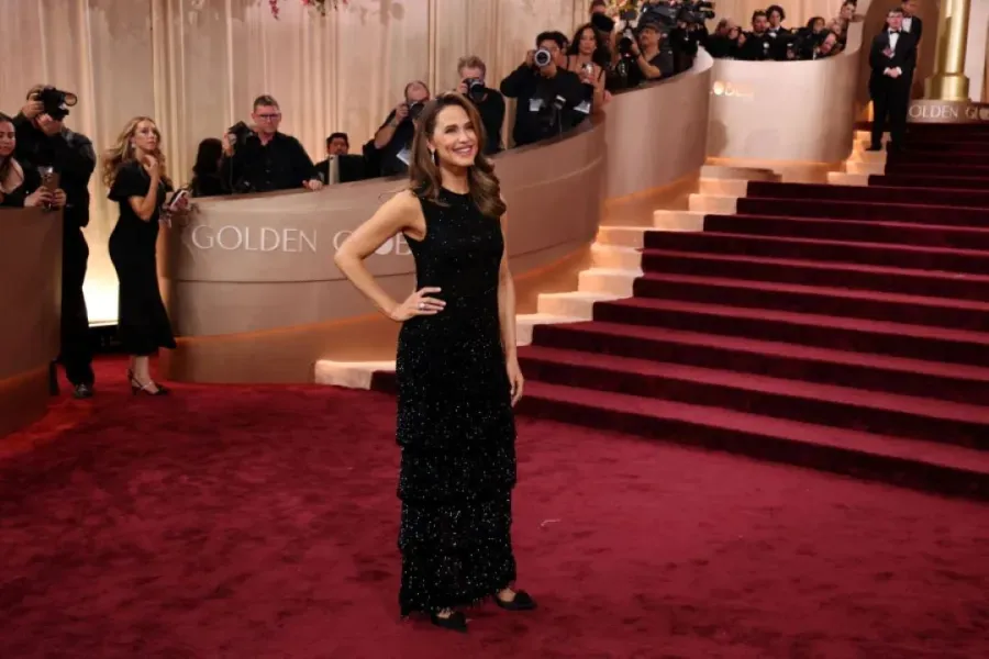 جينيفر غارنر Jennifer Garner في حفل توزيع جوائز غولدن غلوب 2026. مصدر الصورة: Michael Tran / AFP