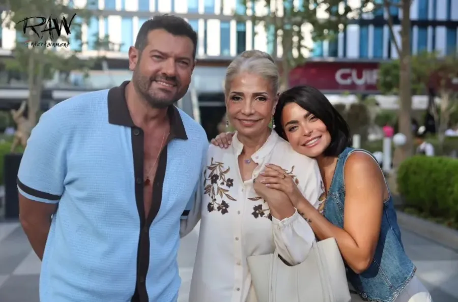 عمرو يوسف وأسماء جلال وسوسن بدر من كواليس السلم والثعبان.. لعب عيال - الصورة من صفحة الشركة المنتجة على فيسبوك