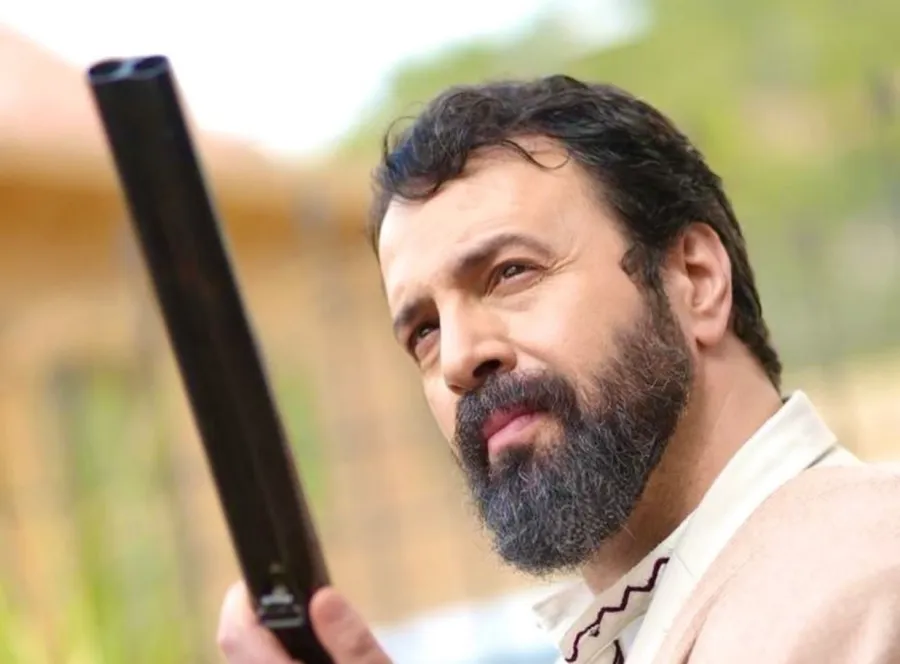 تيم حسن في كواليس مسلسل مولانا- الصورة من حسابه على إنستغرام