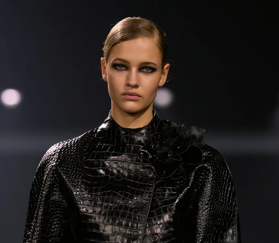  مكياج نهاري الى اطلالة مسائية ساحرة  في يوم المرأة 