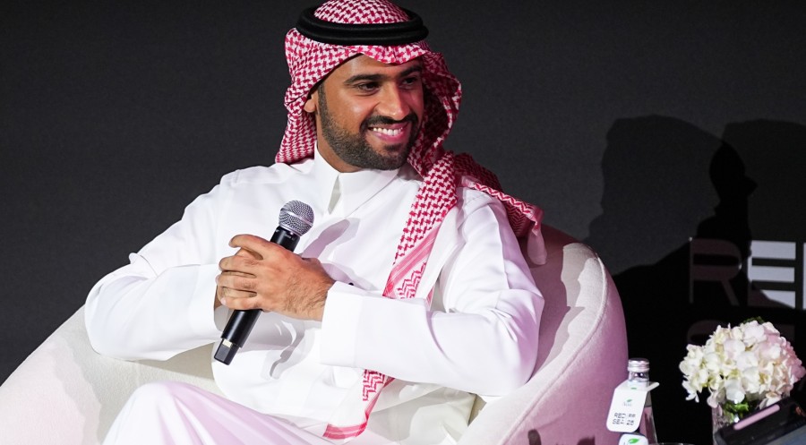 فيصل بالطيور