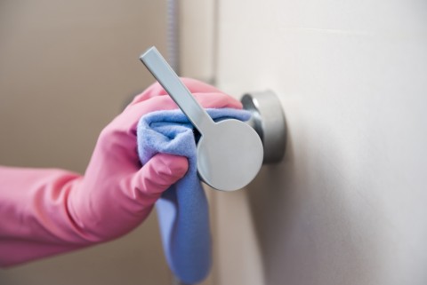 10 استخدامات لشمع السيارات في المنزل.. النتيجة ستذهلك!