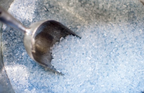 استخدامات مذهلة لملح إبسوم في تنظيف المنزل: دليل شامل لنتائج مذهلة 